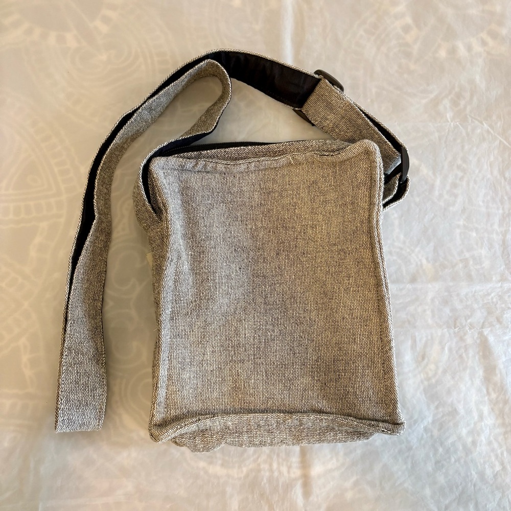 Sea Turtle Cross Body Bag NWT - Picture 2 of 6